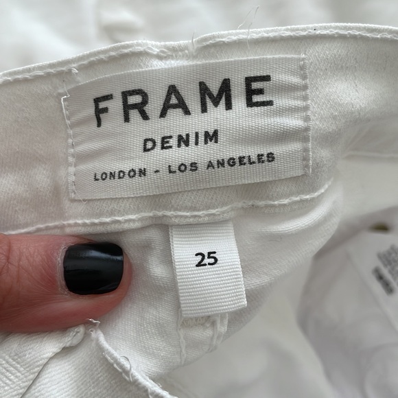 Frame distresses white jeans - Picture 2 of 8